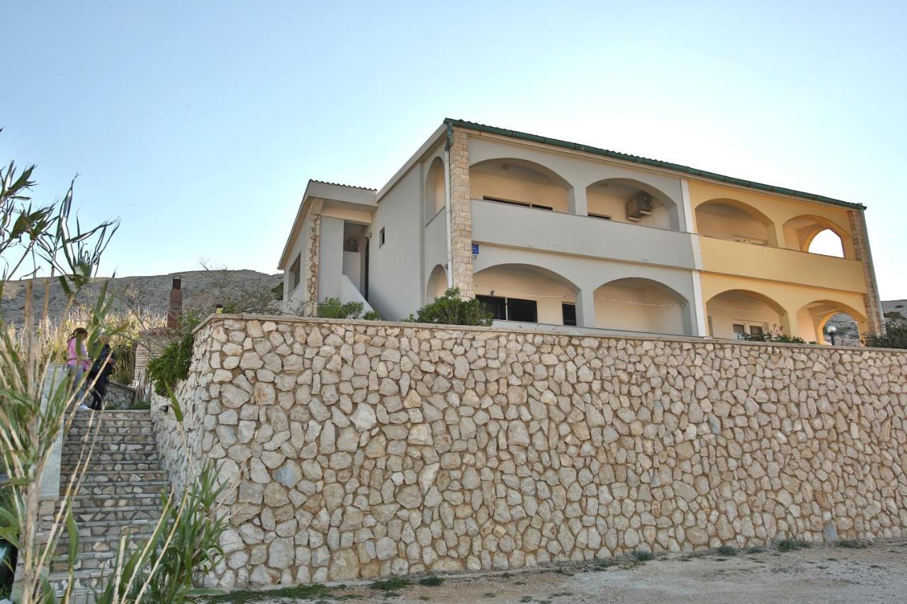 Apartman Branko Pag Town Exterior foto